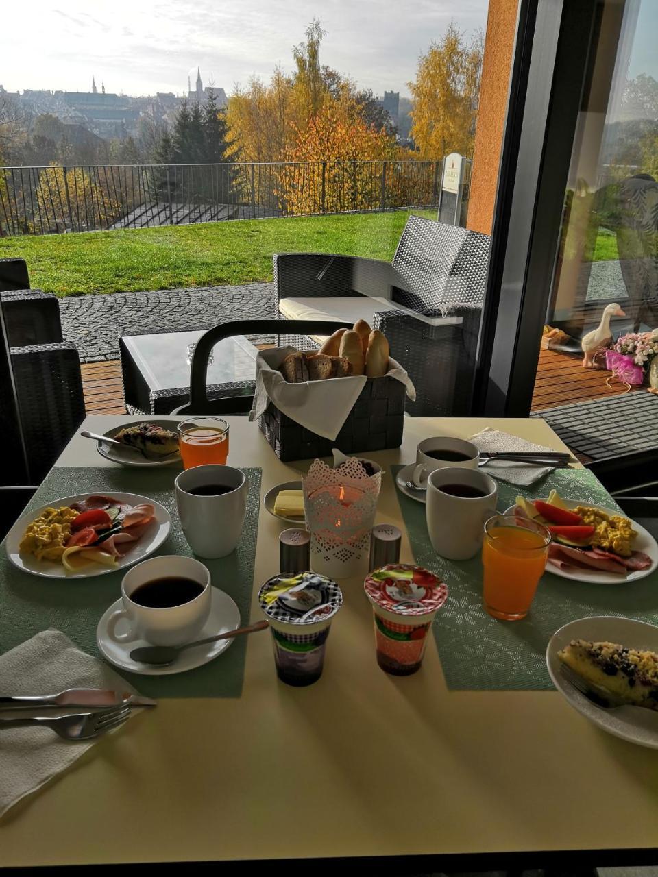 Cafe Na Svahu Cheb