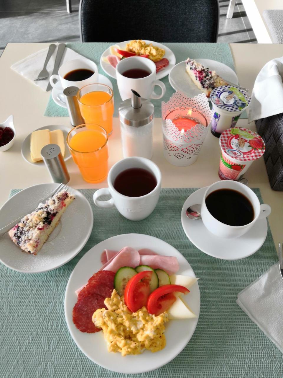 Gasthof Cafe Na Svahu 4*