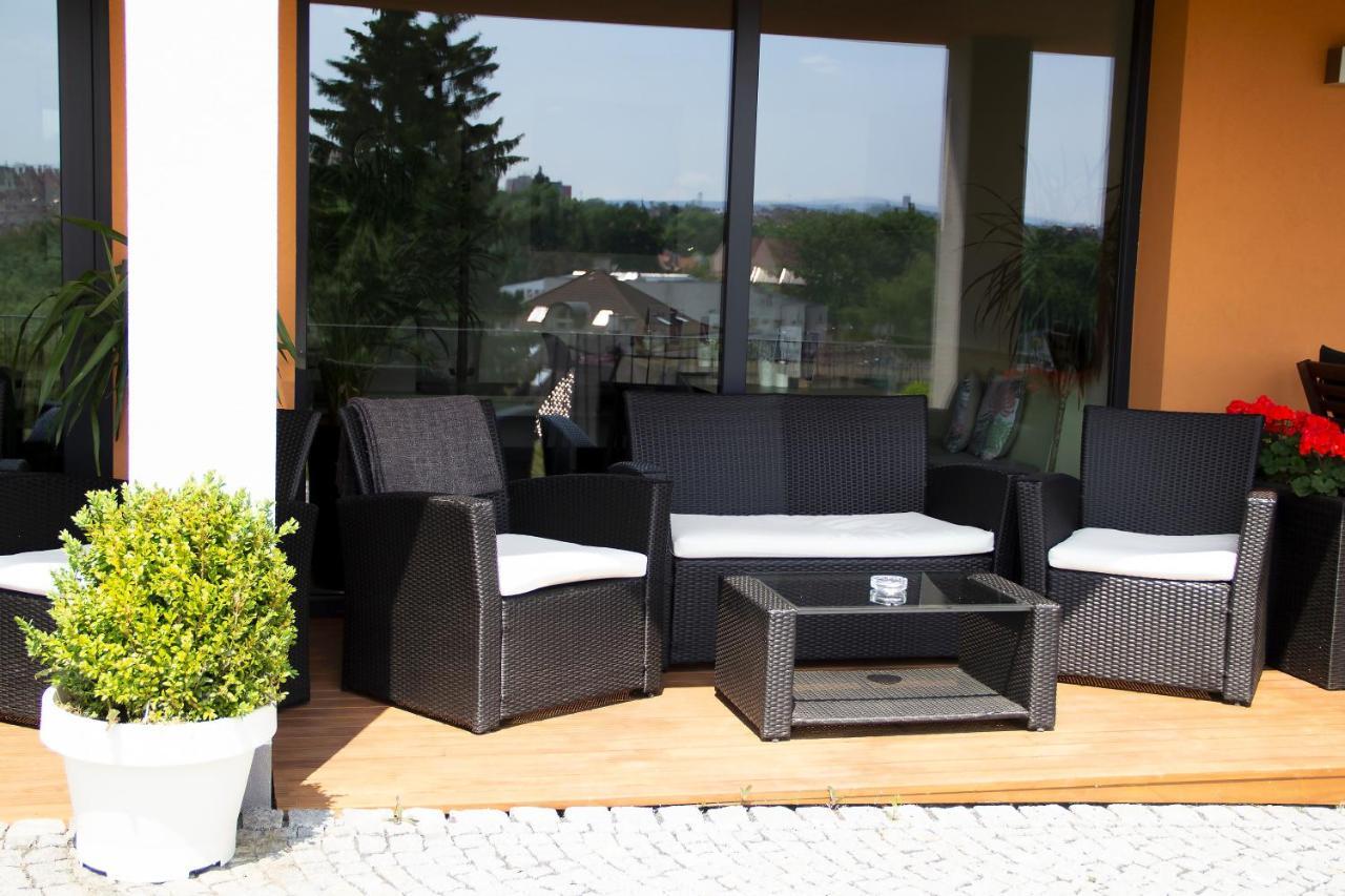 Gasthof Cafe Na Svahu 4*